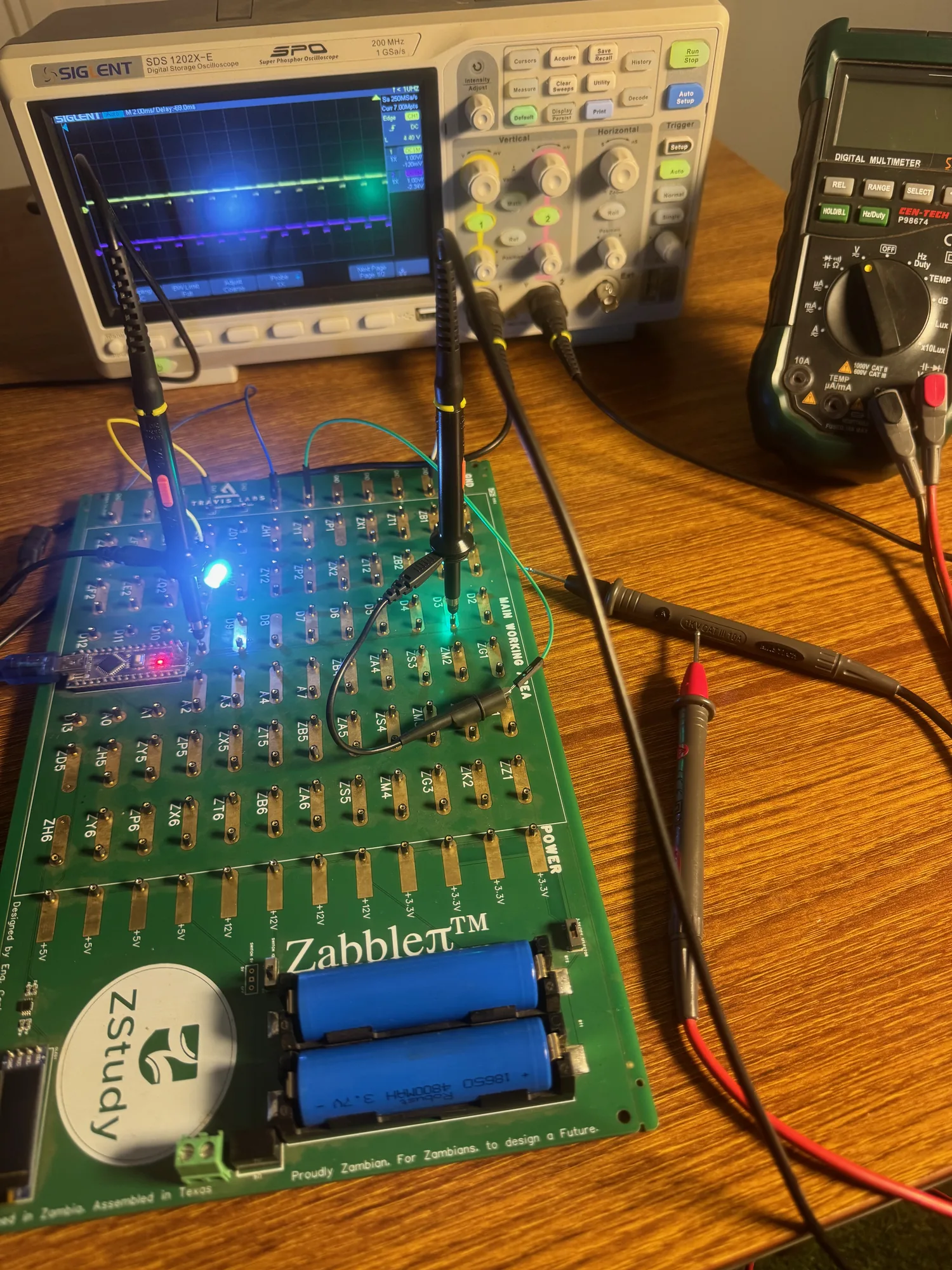 Zabble training board on an oscilloscope